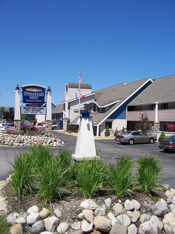 Pinestead Reef Resort Traverse City Dış mekan fotoğraf